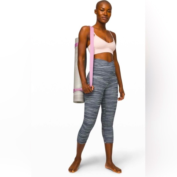 Lululemon Align Crop 21" *Cross Waist
Space Dye Herringbone Heathered Black Sz4 - Picture 1 of 11